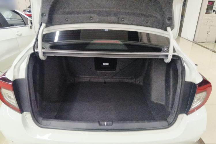 Used Honda Crider 2022 180Turbo CVT Luxury Edition Trunk