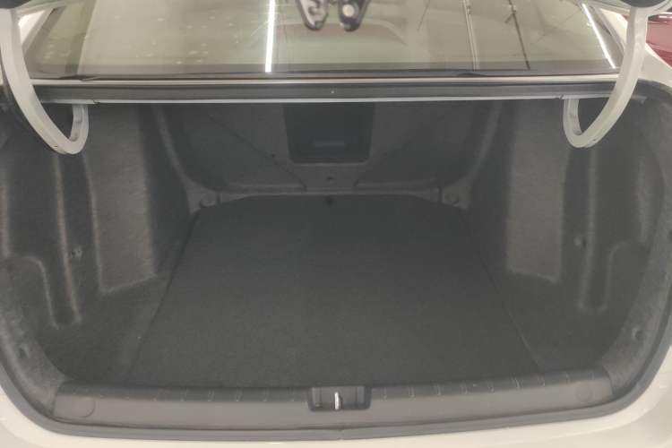 Used Honda Crider 2022 180Turbo CVT Luxury Edition Trunk