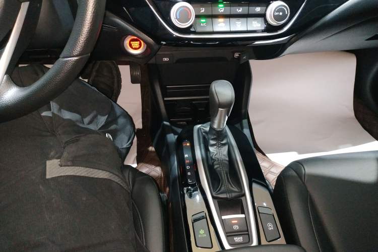 Used Honda Crider 2024 180 Turbo CVT Smart Enjoyment Edition Gear Lever