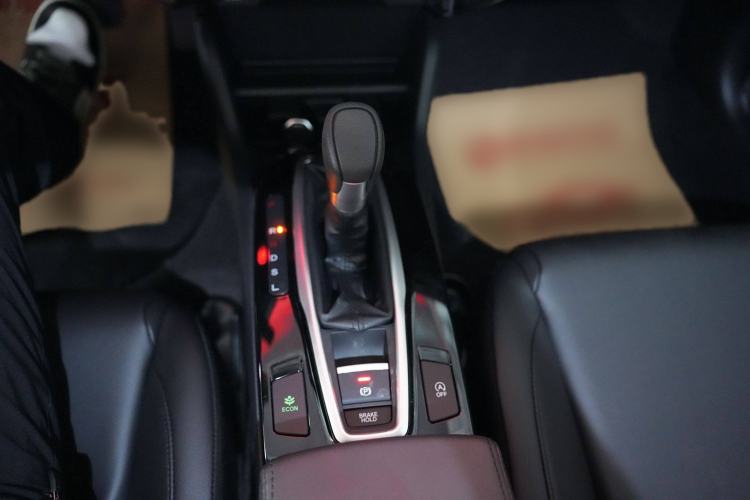 Used Honda Crider 2024 180 Turbo CVT Luxury Edition Interior 5