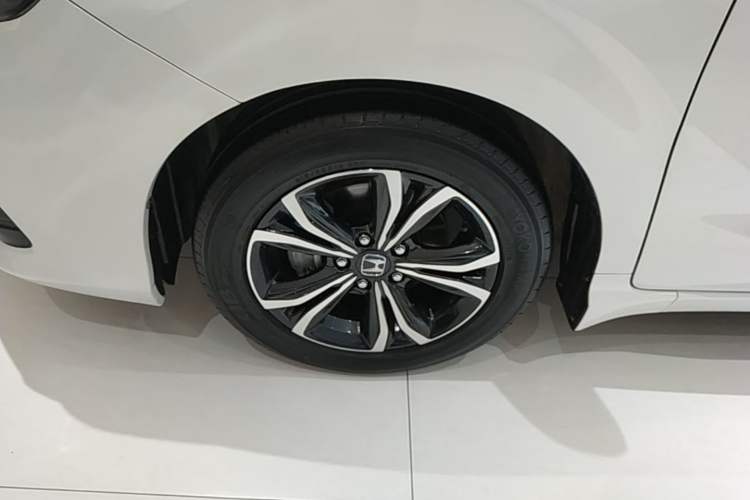 Used Honda Crider 2024 180 Turbo CVT Smart Enjoyment Edition Left Front Wheel Hub