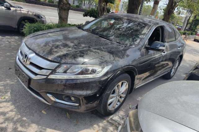 Used Honda Crosstour 2014 2.4L Luxury Edition