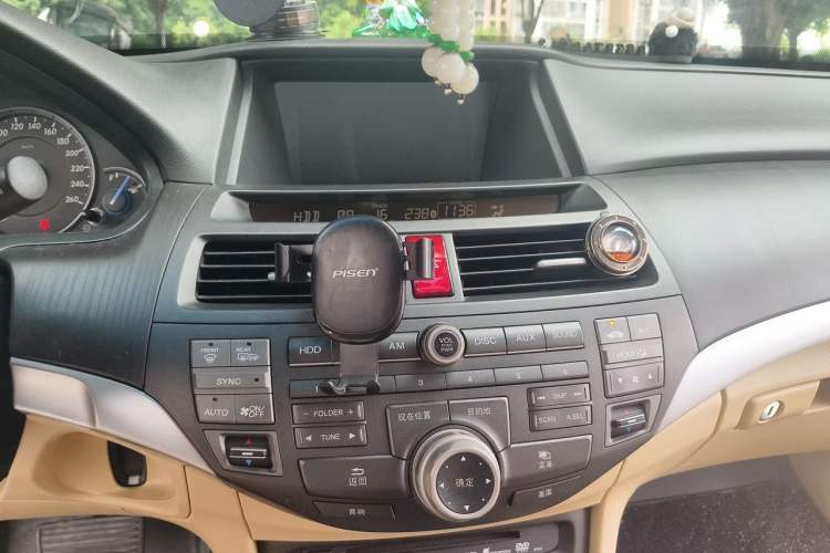 Used Honda Crosstour 2011 3.5L Flagship Edition Audio And AC Panel