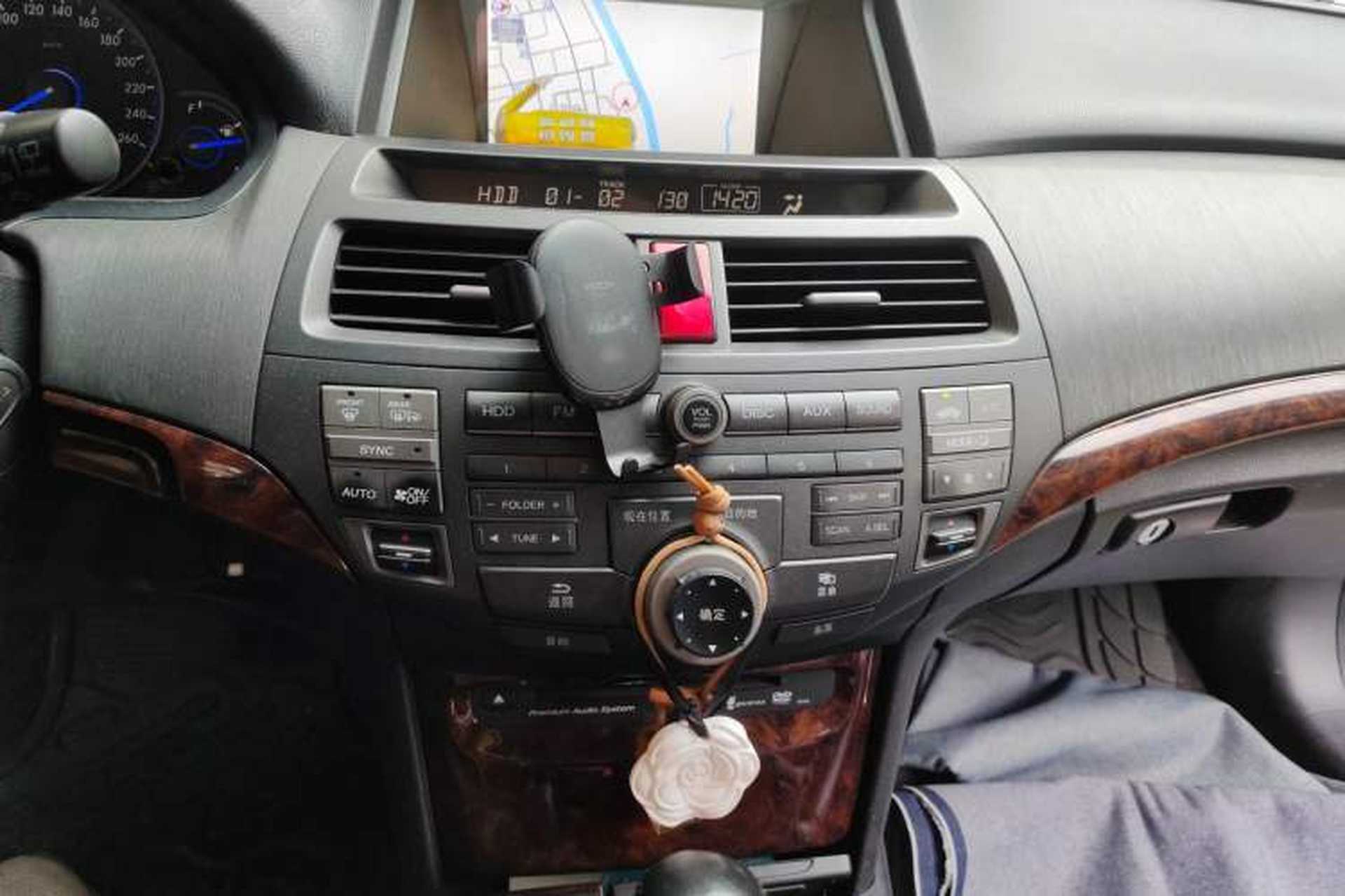 Used Honda Crosstour 2011 3.5L Flagship Edition Audio And AC Panel
