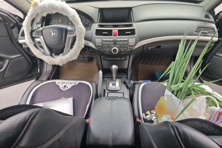 Used Honda Crosstour 2011 3.5L Flagship Edition Center Console