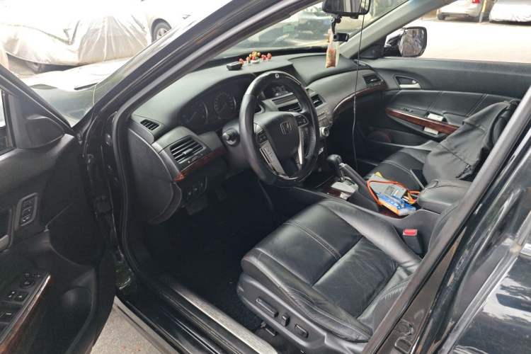 Used Honda Crosstour 2011 3.5L Flagship Edition Driver Seat