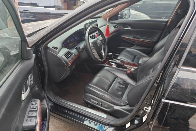 Used Honda Crosstour 2011 3.5L Prestige Edition Driver Seat