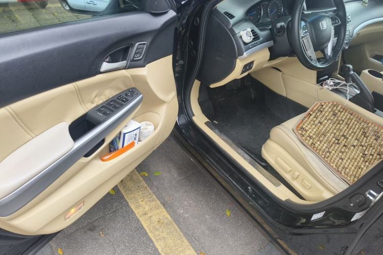 Used Honda Crosstour 2011 3.5L Flagship Edition Driver Seat