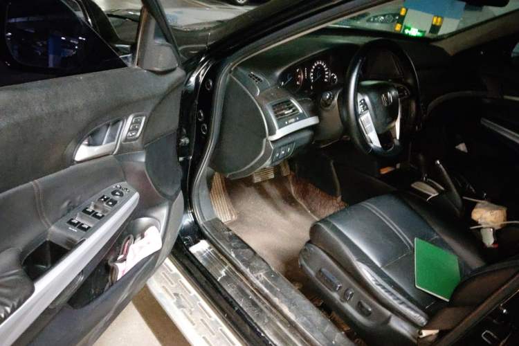 Used Honda Crosstour 2011 3.5L Flagship Edition Driver Seat