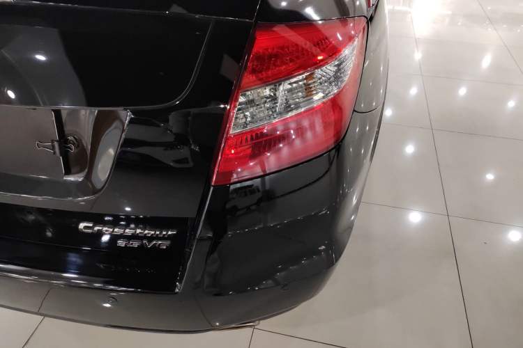 Used Honda Crosstour 2011 3.5L Flagship Edition Exterior 6