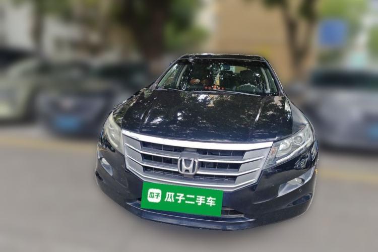 Used Honda Crosstour 2011 3.5L Flagship Edition Front