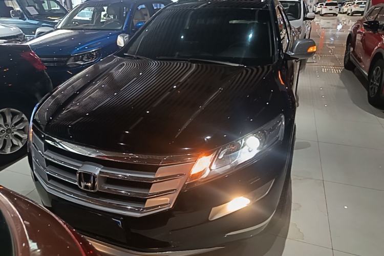 Used Honda Crosstour 2011 3.5L Flagship Edition Front