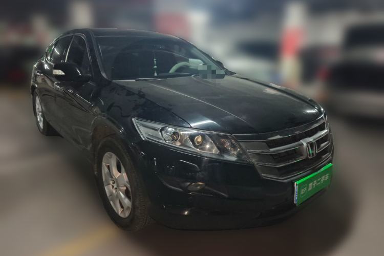 Used Honda Crosstour 2011 3.5L Flagship Edition Front Right 45 Deg