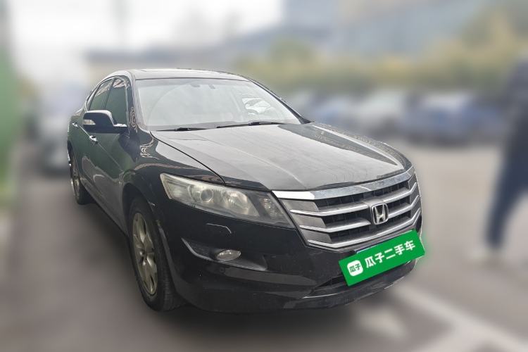Used Honda Crosstour 2011 3.5L Flagship Edition Front Right 45 Deg