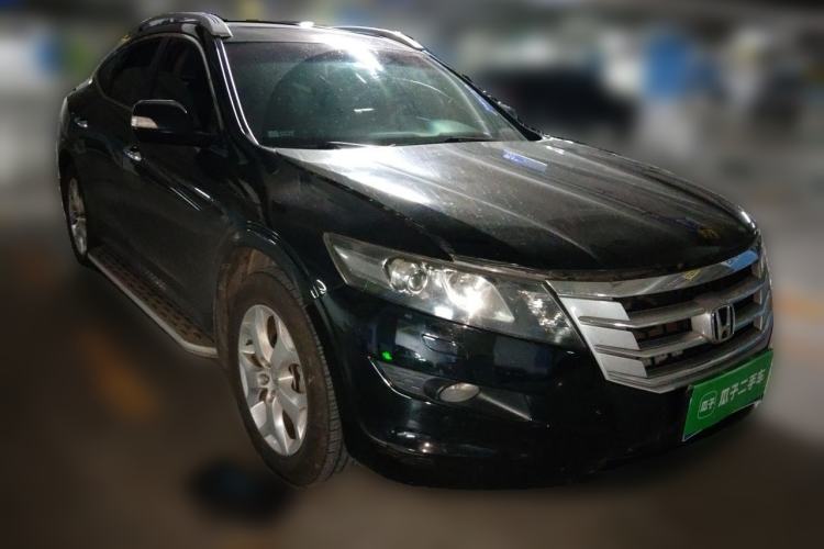 Used Honda Crosstour 2011 3.5L Flagship Edition Front Right 45 Deg