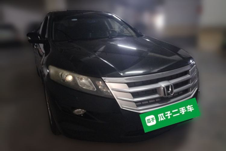 Used Honda Crosstour 2011 3.5L Prestige Edition Front Right 45 Deg