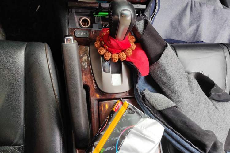 Used Honda Crosstour 2011 3.5L Flagship Edition Gear Lever