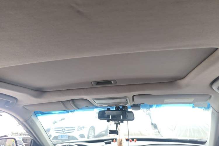 Used Honda Crosstour 2011 3.5L Flagship Edition Headliner