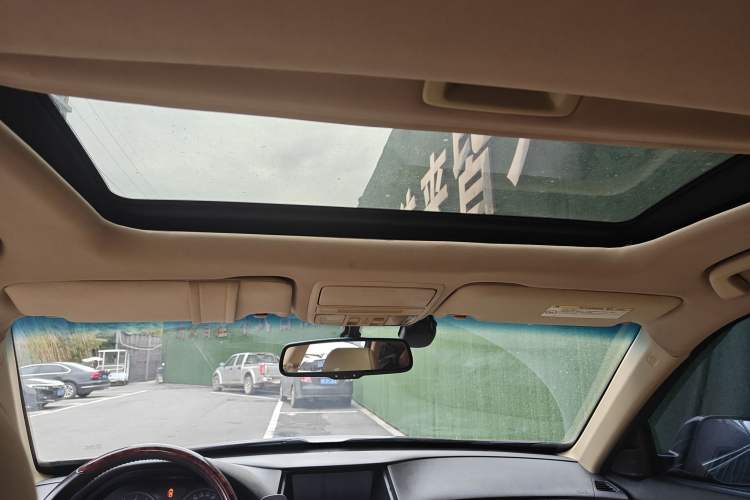 Used Honda Crosstour 2011 3.5L Flagship Edition Headliner