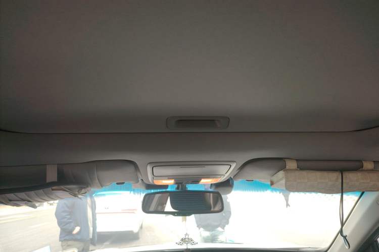 Used Honda Crosstour 2011 3.5L Flagship Edition Headliner