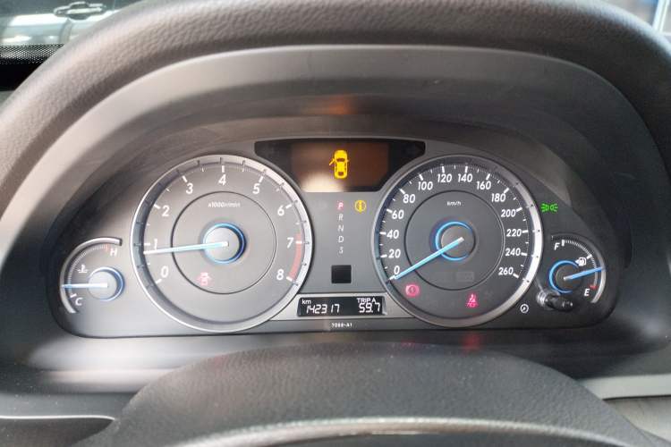 Used Honda Crosstour 2011 3.5L Flagship Edition Instrument Cluster