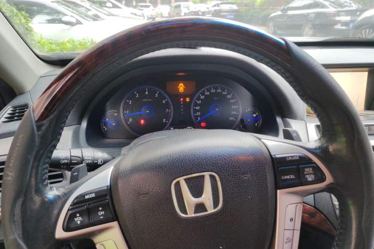 Used Honda Crosstour 2011 3.5L Flagship Edition Instrument Cluster