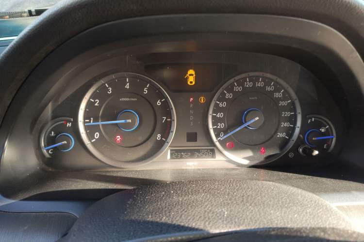 Used Honda Crosstour 2011 3.5L Flagship Edition Instrument Cluster