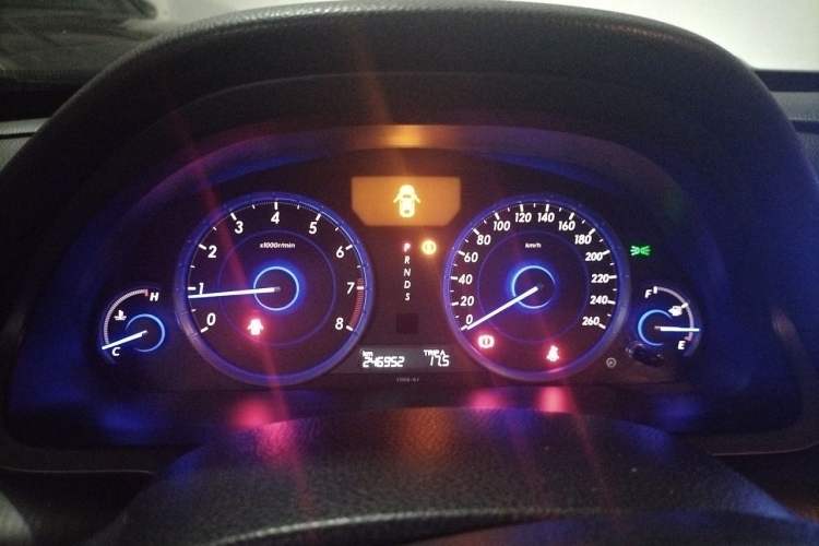 Used Honda Crosstour 2011 3.5L Prestige Edition Instrument Cluster