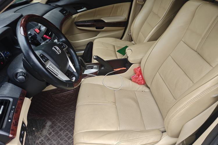 Used Honda Crosstour 2011 3.5L Flagship Edition Left Front Seat