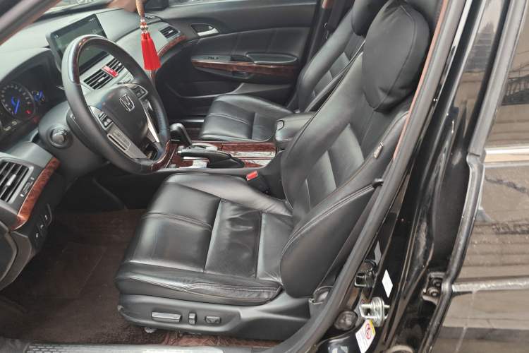 Used Honda Crosstour 2011 3.5L Prestige Edition Left Front Seat