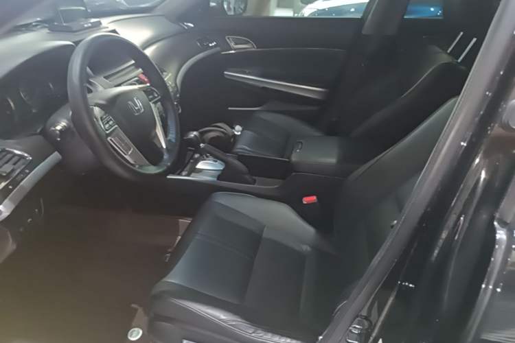 Used Honda Crosstour 2011 3.5L Flagship Edition Left Front Seat