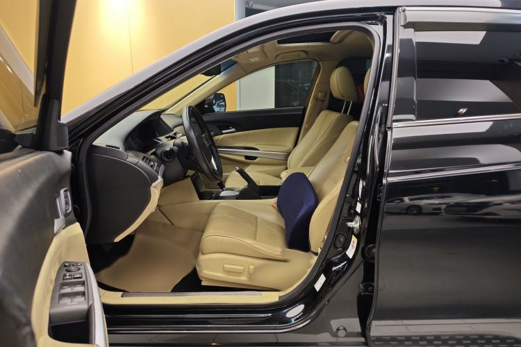 Used Honda Crosstour 2011 3.5L Flagship Edition Left Front Seat