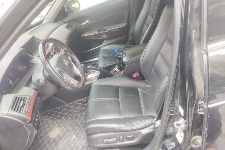 Used Honda Crosstour 2011 3.5L Prestige Edition Left Front Seat