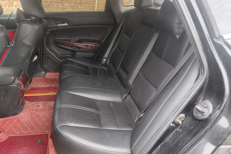 Used Honda Crosstour 2011 3.5L Flagship Edition Left Rear Seat