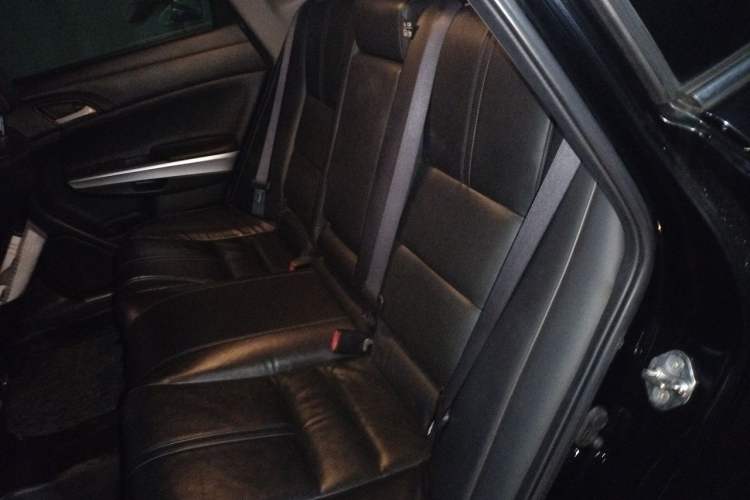 Used Honda Crosstour 2011 3.5L Prestige Edition Left Rear Seat