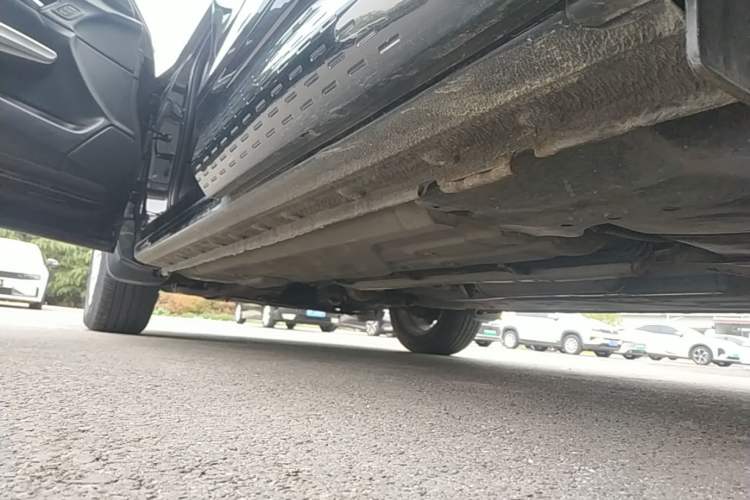 Used Honda Crosstour 2011 3.5L Flagship Edition Left Side Sill