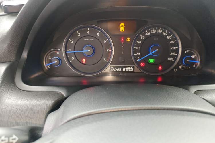 Used Honda Crosstour 2011 3.5L Flagship Edition Odometer Close Up