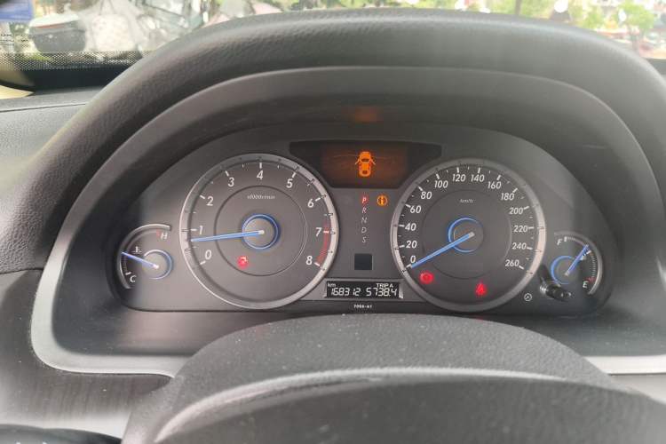 Used Honda Crosstour 2011 3.5L Flagship Edition Odometer Close Up