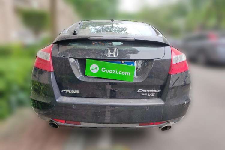 Used Honda Crosstour 2011 3.5L Flagship Edition Rear