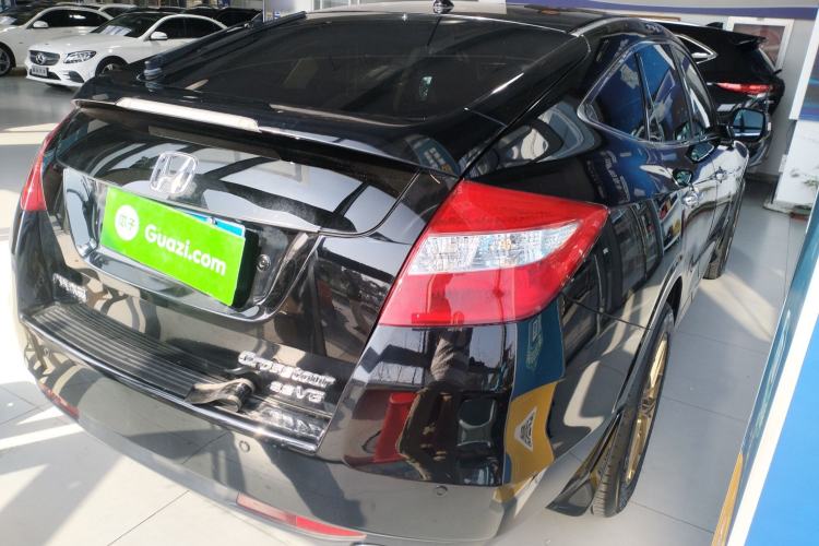 Used Honda Crosstour 2011 3.5L Flagship Edition Rear Right 45 Deg