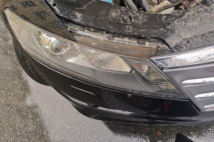 Used Honda Crosstour 2011 3.5L Flagship Edition Right Front Headlight