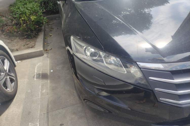 Used Honda Crosstour 2011 3.5L Prestige Edition Right Front Headlight