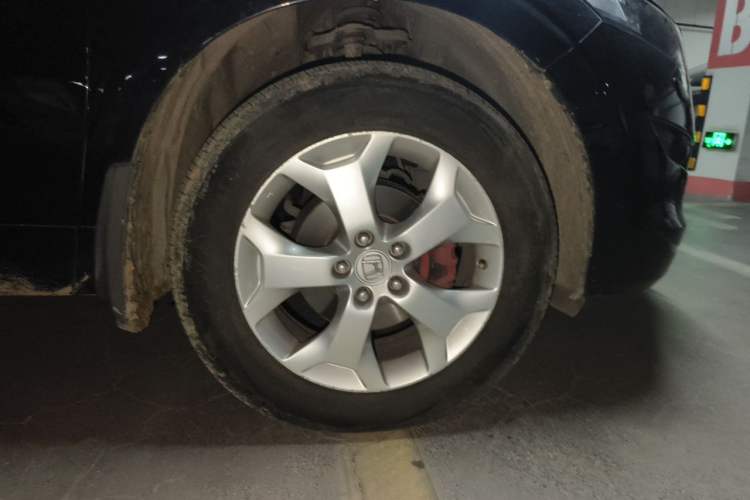Used Honda Crosstour 2011 3.5L Flagship Edition Right Front Wheel Hub