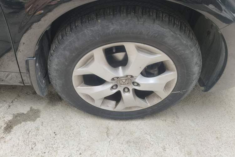 Used Honda Crosstour 2011 3.5L Flagship Edition Right Front Wheel Hub