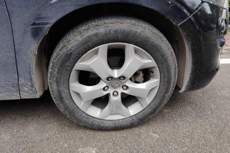 Used Honda Crosstour 2011 3.5L Flagship Edition Right Front Wheel Hub