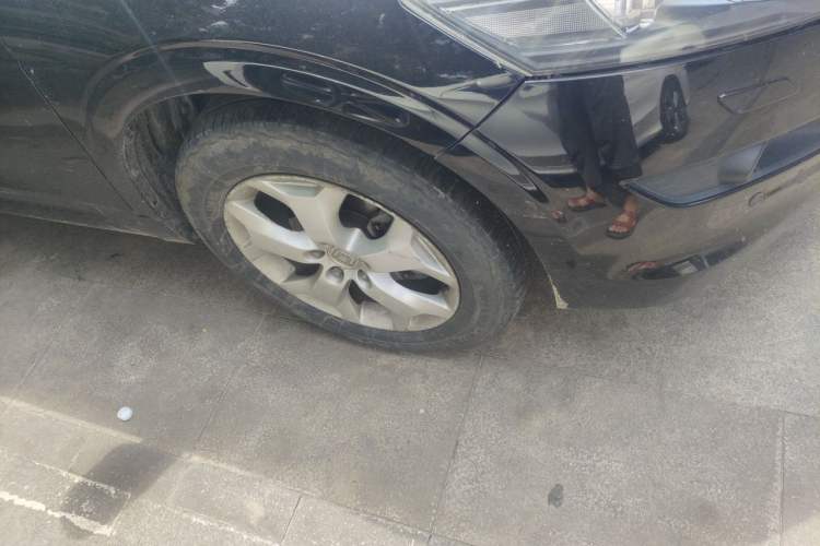 Used Honda Crosstour 2011 3.5L Prestige Edition Right Front Wheel Hub