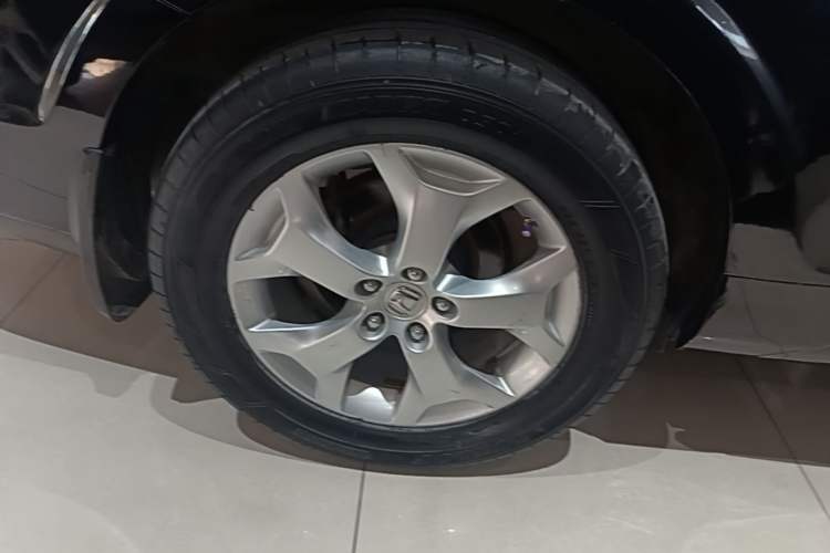 Used Honda Crosstour 2011 3.5L Flagship Edition Right Rear Wheel Hub