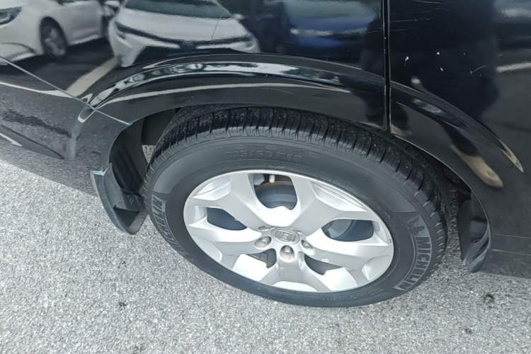 Used Honda Crosstour 2011 3.5L Flagship Edition Right Rear Wheel Hub