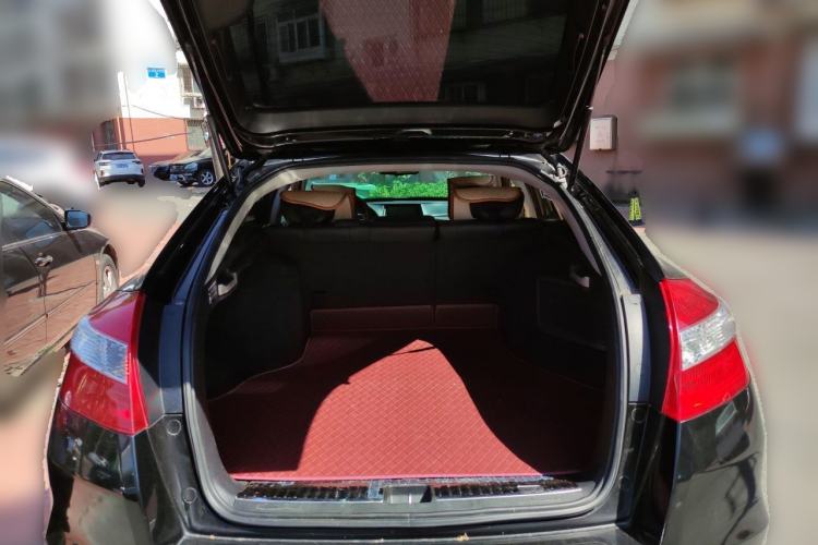Used Honda Crosstour 2011 3.5L Flagship Edition Trunk