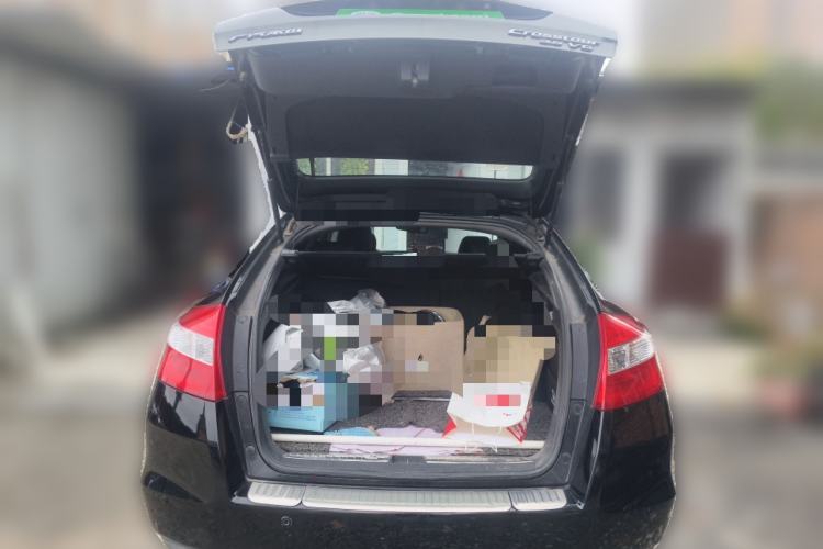 Used Honda Crosstour 2011 3.5L Flagship Edition Trunk